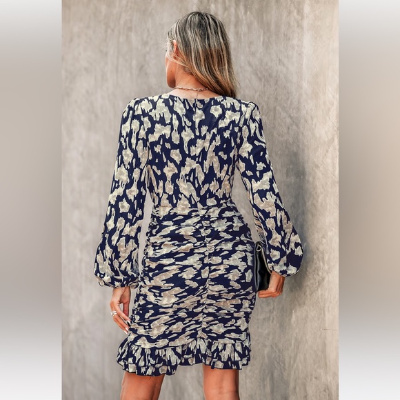 NEW Cupshe Navy and Cream Patterned Mini Dress, XS - Picture 9 of 11